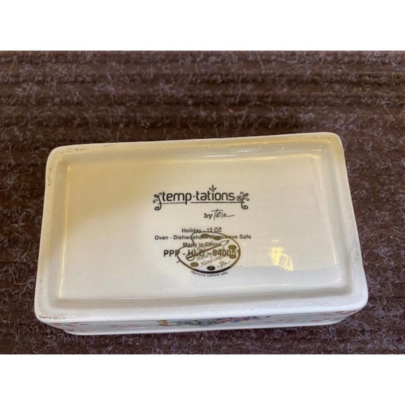 Temp-tations Holiday Baking Dishes with Lids NEW in Gift Box Set of Three - Picture 3 of 7